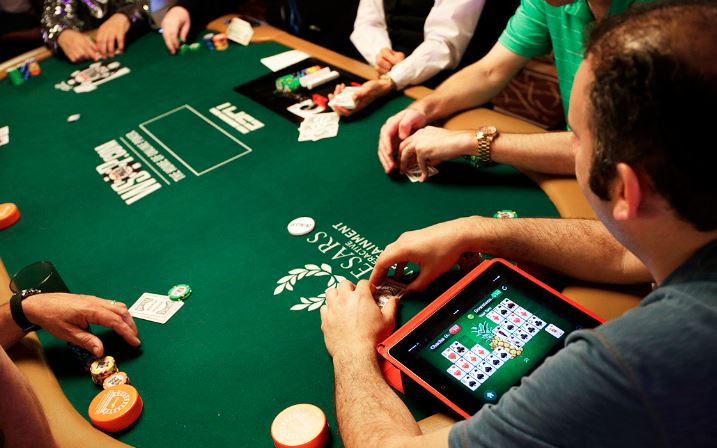 Exploring the World of Online Poker Tournaments